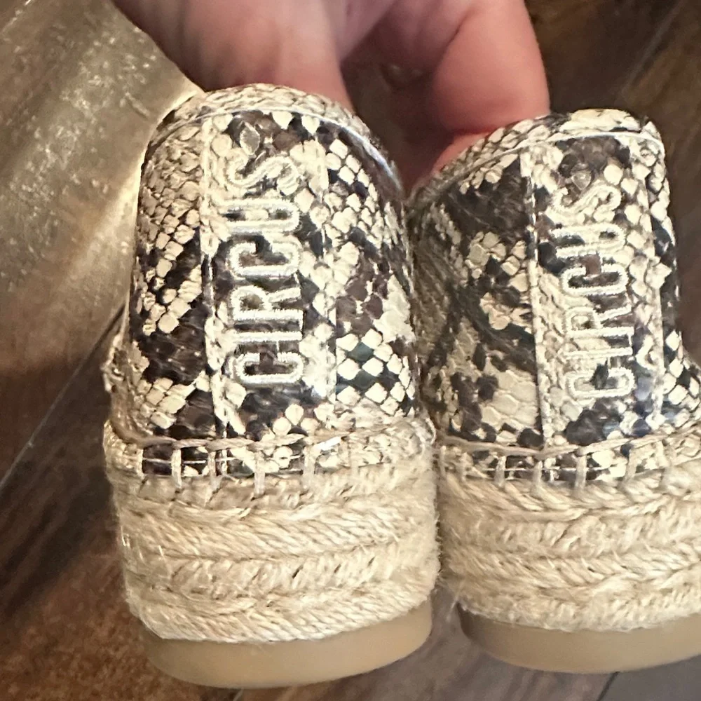 Circus by Sam Edelman espadrille animal print Snake Loafers